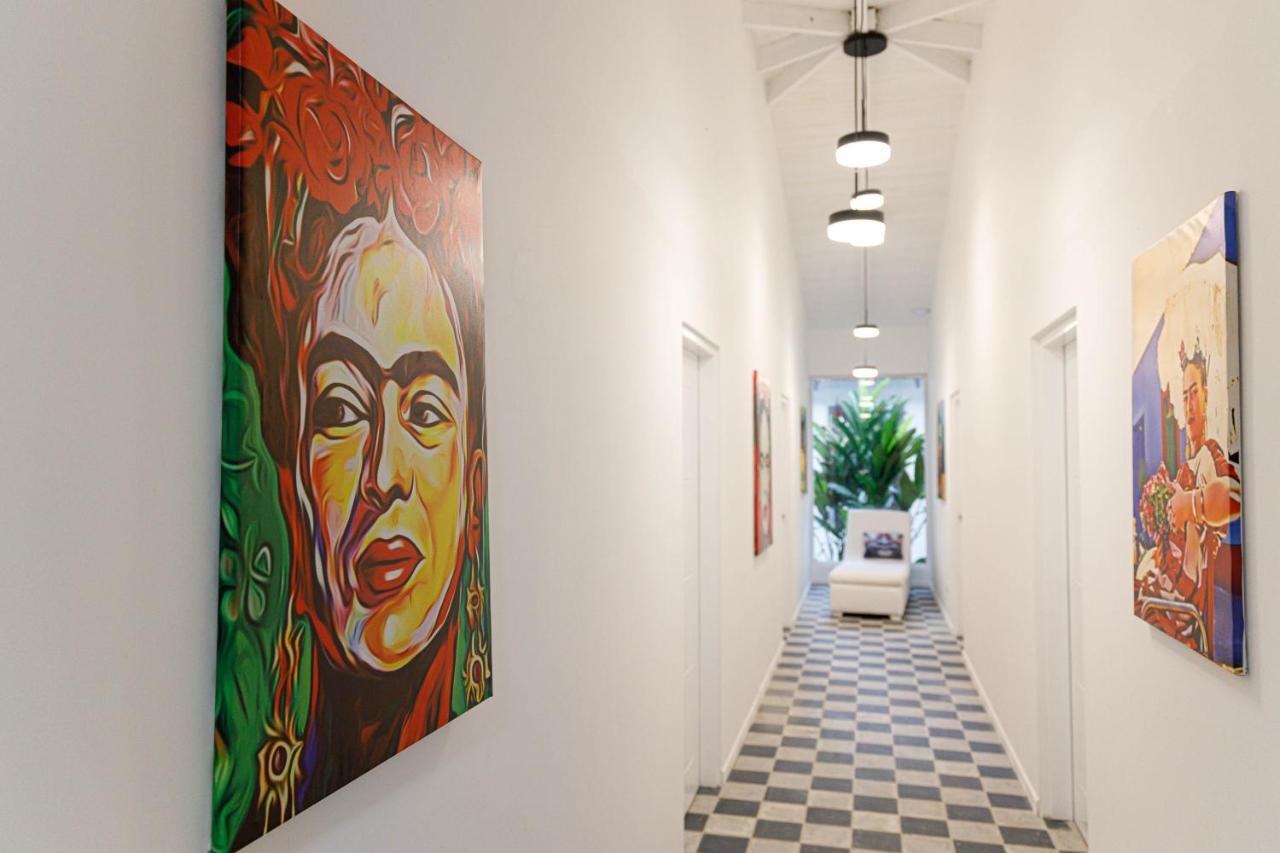 Gigi Brown Villa Frida Beachfront Puerto Viejo de Talamanca エクステリア 写真