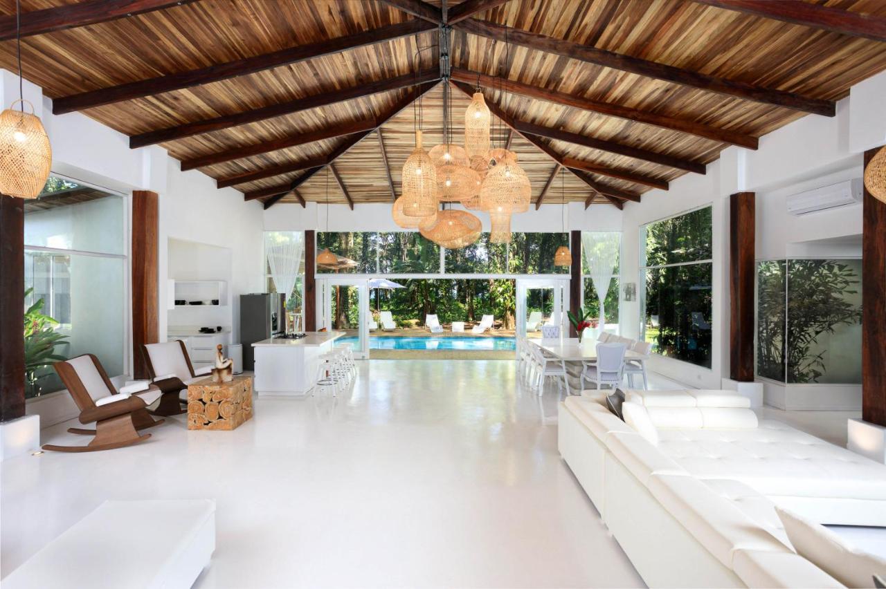 Gigi Brown Villa Frida Beachfront Puerto Viejo de Talamanca エクステリア 写真