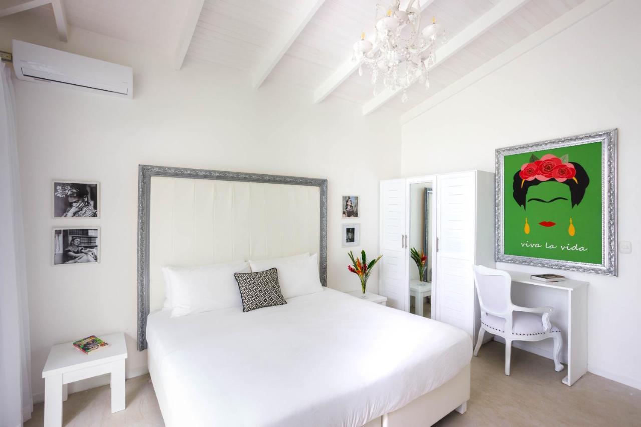 Gigi Brown Villa Frida Beachfront Puerto Viejo de Talamanca エクステリア 写真