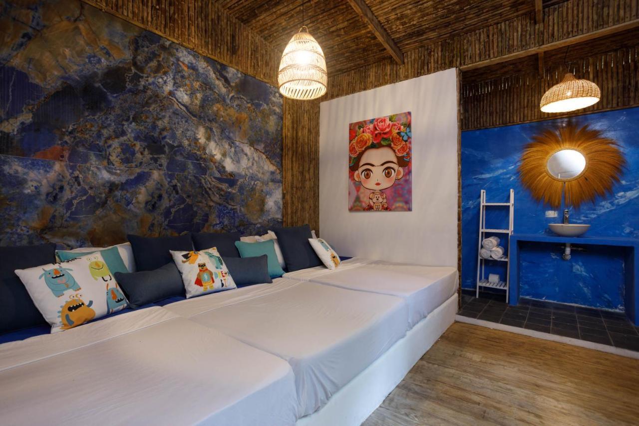 Gigi Brown Villa Frida Beachfront Puerto Viejo de Talamanca エクステリア 写真