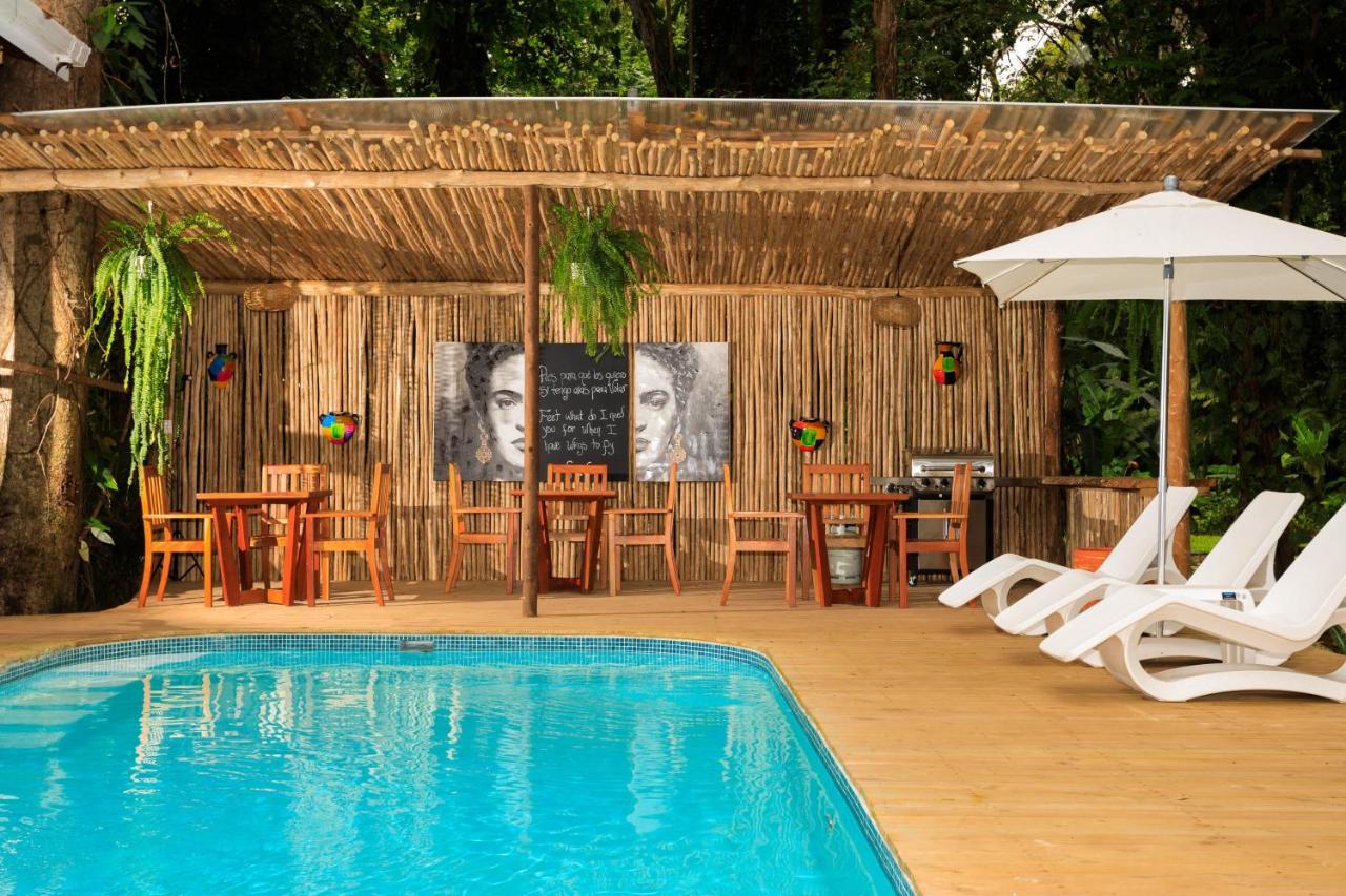Gigi Brown Villa Frida Beachfront Puerto Viejo de Talamanca エクステリア 写真