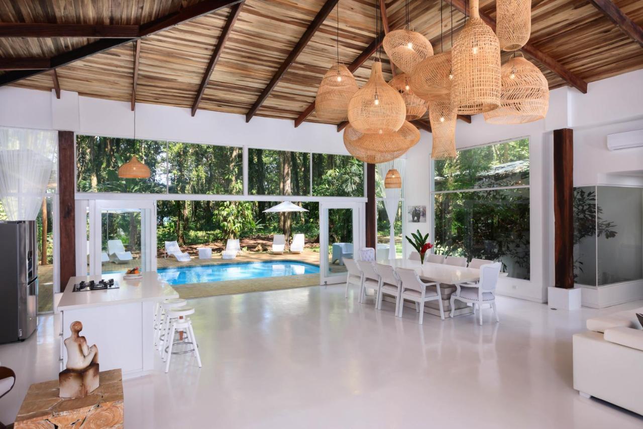 Gigi Brown Villa Frida Beachfront Puerto Viejo de Talamanca エクステリア 写真